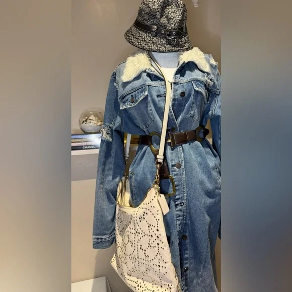 Coach Celeste Winter White and Gold Studded Bag W/Crossbody Whip Stitch Strap - Picture 8 of 9